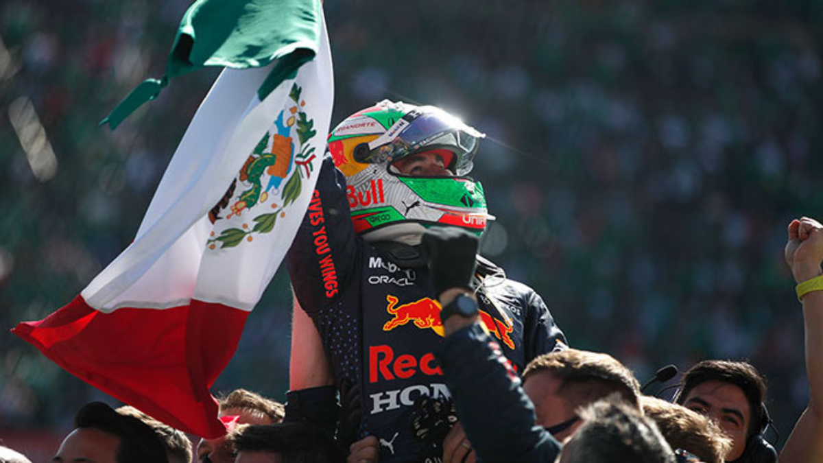 Checo Pérez se prepara para disputar su Gran Premio número 300 en México