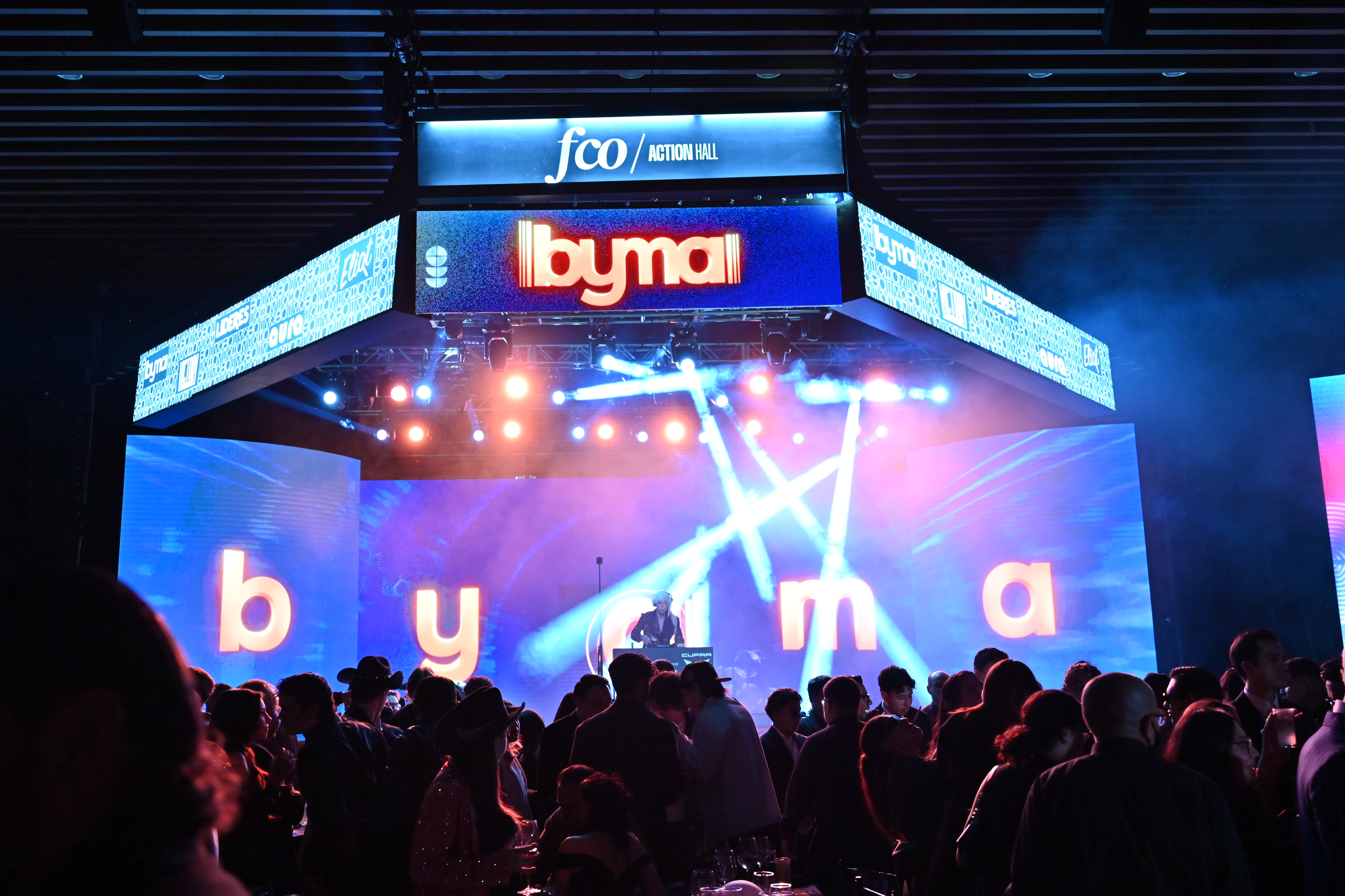 El mundo canta en español y esta noche los BYMA premiaron a quienes lo hicieron posible